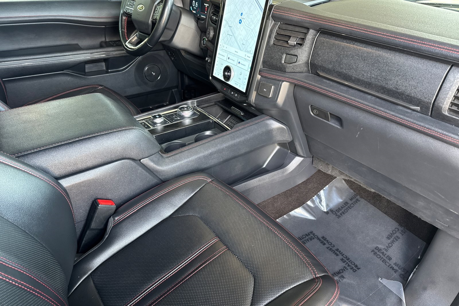 Ford Expedition Vehicle Full-screen Gallery Image 20