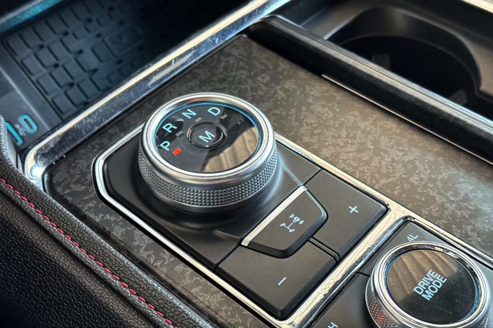 Ford Expedition Vehicle Full-screen Gallery Image 35