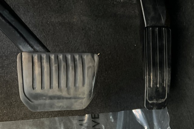 Jeep Grand Cherokee L Vehicle Full-screen Gallery Image 46