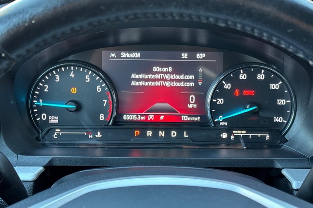 Ford Explorer Vehicle Full-screen Gallery Image 39