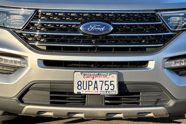 Ford Explorer Vehicle Full-screen Gallery Image 46