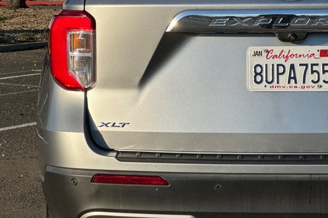 Ford Explorer Vehicle Full-screen Gallery Image 47