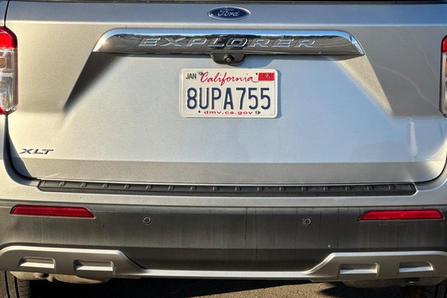 Ford Explorer Vehicle Full-screen Gallery Image 48