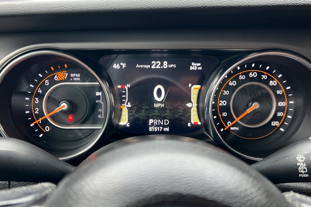 Jeep Wrangler Vehicle Full-screen Gallery Image 38