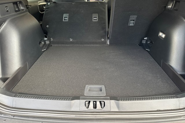 Ford Bronco Sport Vehicle Full-screen Gallery Image 16