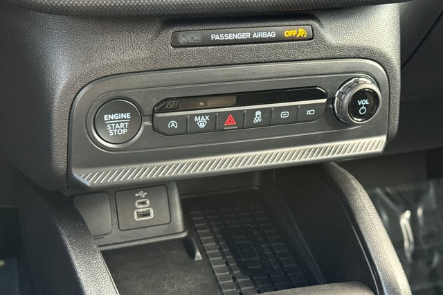 Ford Bronco Sport Vehicle Full-screen Gallery Image 27