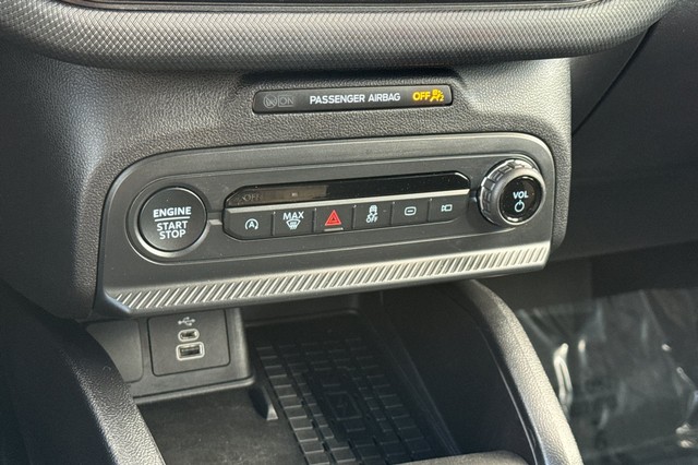 Ford Bronco Sport Vehicle Full-screen Gallery Image 30