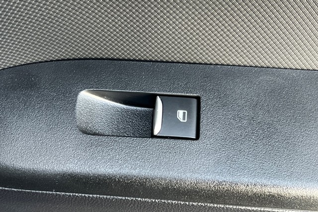 Ford Bronco Sport Vehicle Full-screen Gallery Image 21