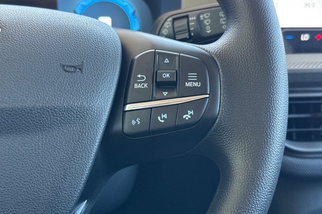 Ford Bronco Sport Vehicle Full-screen Gallery Image 37