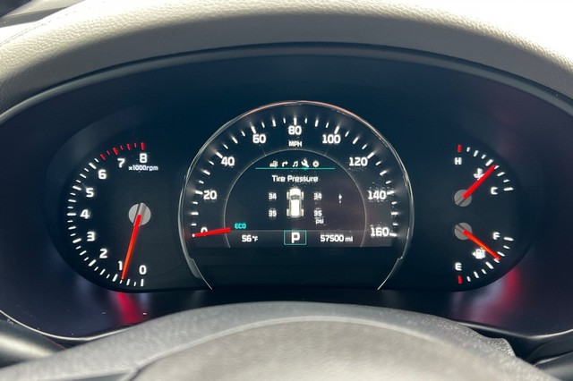 Kia Sorento Vehicle Full-screen Gallery Image 38