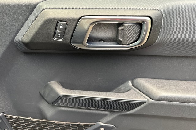 Ford Bronco Vehicle Full-screen Gallery Image 20