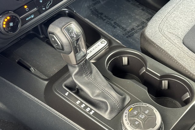 Ford Bronco Vehicle Full-screen Gallery Image 33