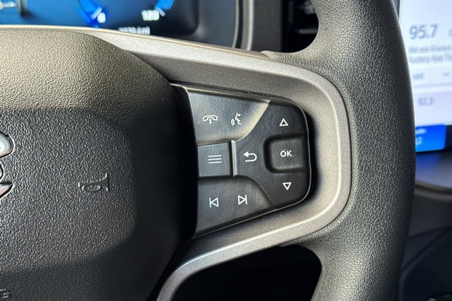 Ford Bronco Vehicle Full-screen Gallery Image 38