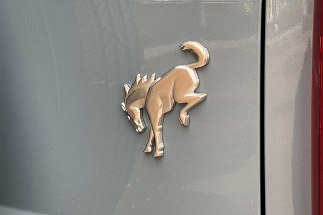 Ford Bronco Vehicle Full-screen Gallery Image 50