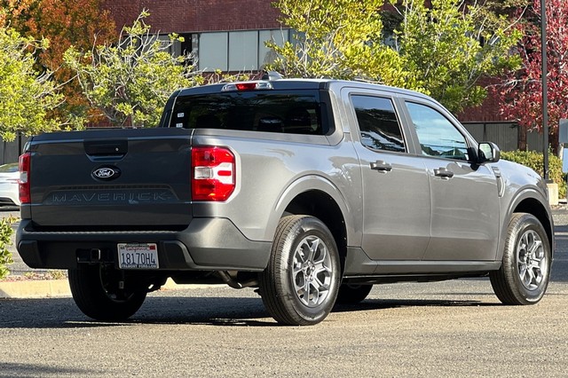 Ford Maverick Vehicle Full-screen Gallery Image 03