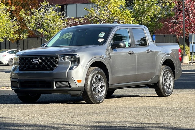 Ford Maverick Vehicle Full-screen Gallery Image 07