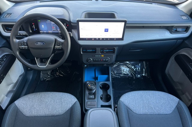 Ford Maverick Vehicle Full-screen Gallery Image 14