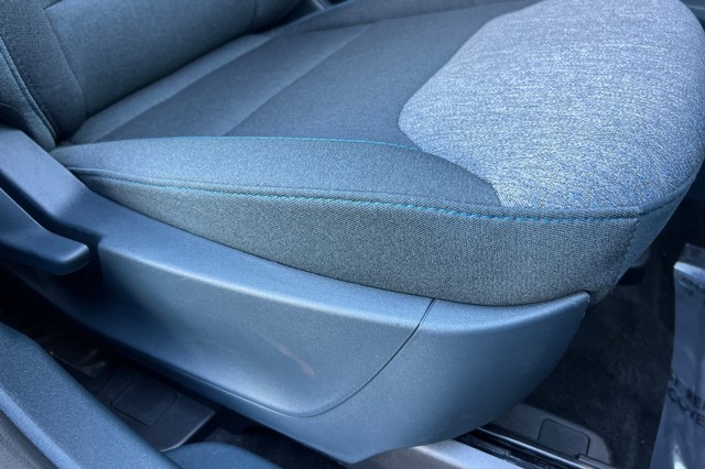 Ford Maverick Vehicle Full-screen Gallery Image 21