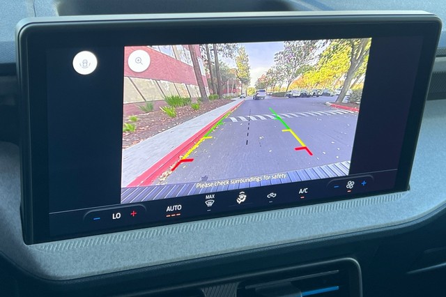 Ford Maverick Vehicle Full-screen Gallery Image 24