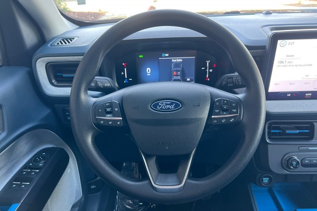 Ford Maverick Vehicle Full-screen Gallery Image 32