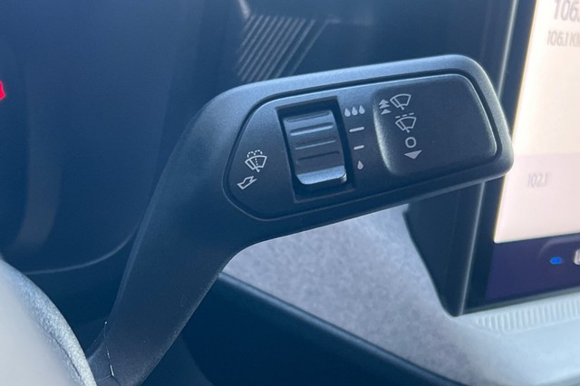 Ford Maverick Vehicle Full-screen Gallery Image 36