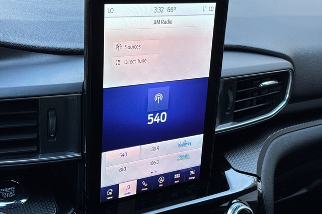 Ford Explorer Vehicle Full-screen Gallery Image 47