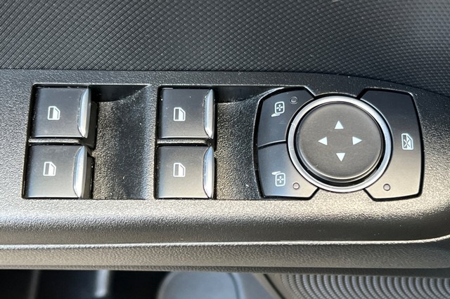 Ford Bronco Sport Vehicle Full-screen Gallery Image 11