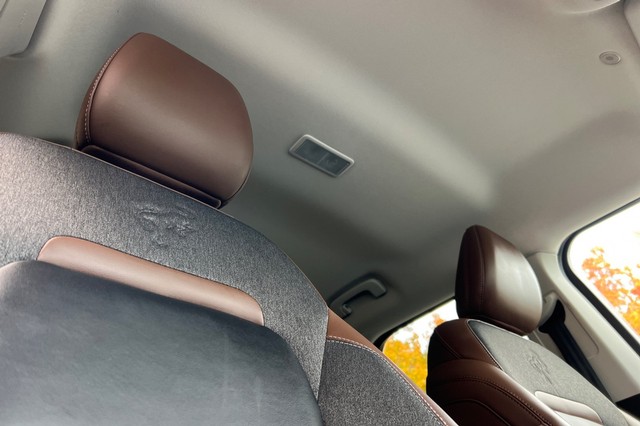 Ford Bronco Sport Vehicle Full-screen Gallery Image 19