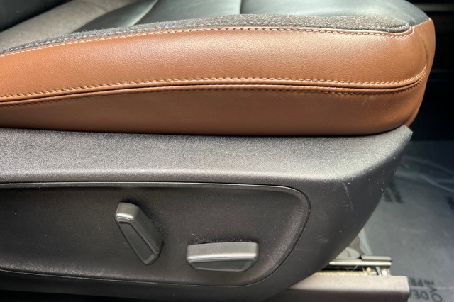 Ford Bronco Sport Vehicle Full-screen Gallery Image 22