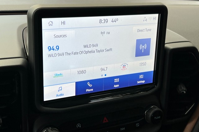 Ford Bronco Sport Vehicle Full-screen Gallery Image 24