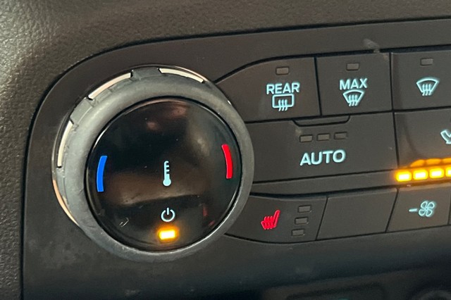 Ford Bronco Sport Vehicle Full-screen Gallery Image 27