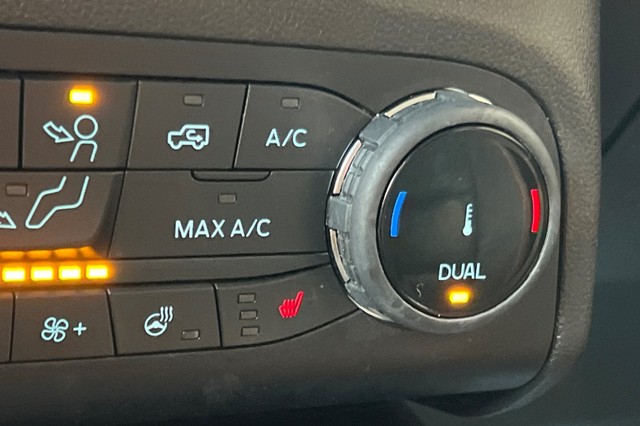 Ford Bronco Sport Vehicle Full-screen Gallery Image 28