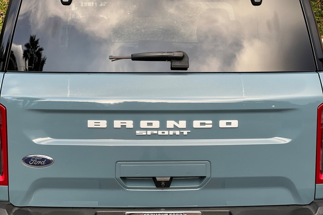 Ford Bronco Sport Vehicle Full-screen Gallery Image 48