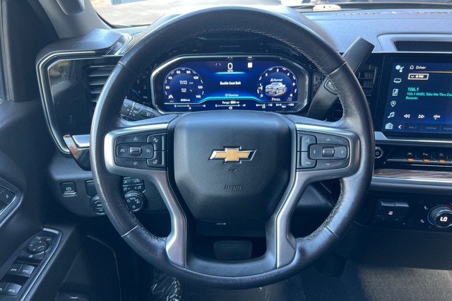 Chevrolet Silverado 1500 Vehicle Full-screen Gallery Image 32