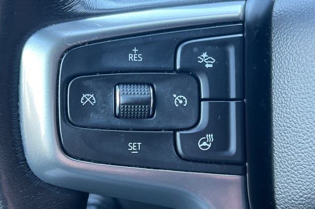 Chevrolet Silverado 1500 Vehicle Full-screen Gallery Image 33