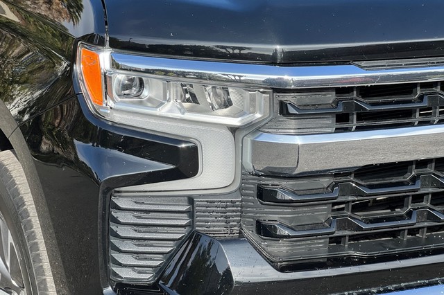 Chevrolet Silverado 1500 Vehicle Full-screen Gallery Image 42