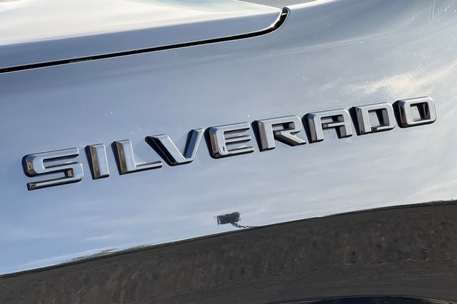 Chevrolet Silverado 1500 Vehicle Full-screen Gallery Image 47