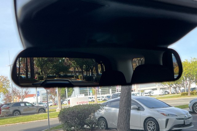 Ford Bronco Sport Vehicle Full-screen Gallery Image 23