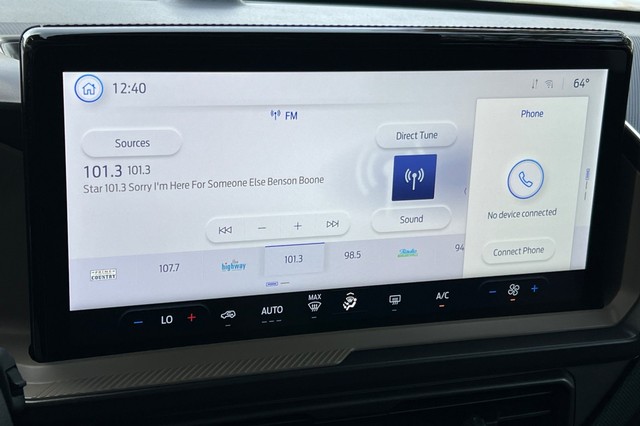 Ford Bronco Sport Vehicle Full-screen Gallery Image 24