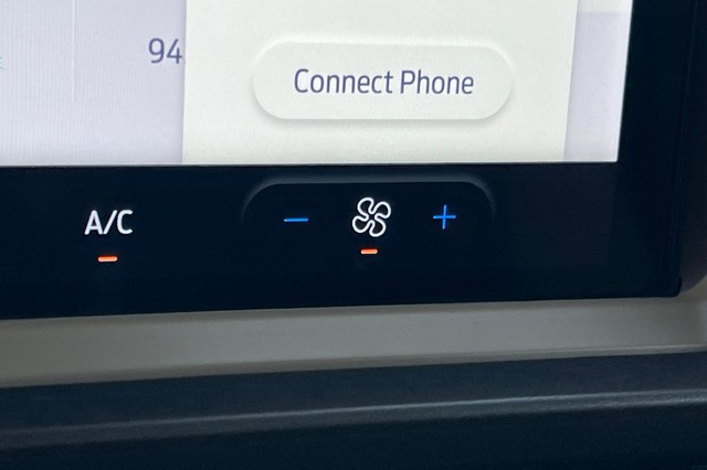 Ford Bronco Sport Vehicle Full-screen Gallery Image 28