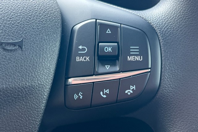 Ford Bronco Sport Vehicle Full-screen Gallery Image 37