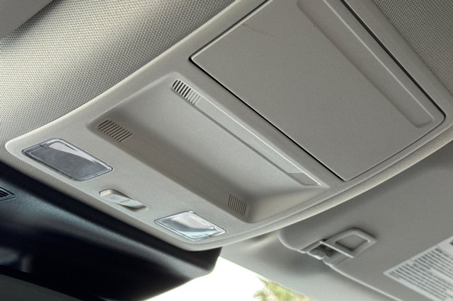 Ford Bronco Sport Vehicle Full-screen Gallery Image 23