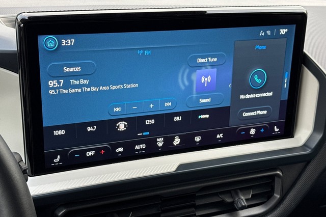 Ford Bronco Sport Vehicle Full-screen Gallery Image 25