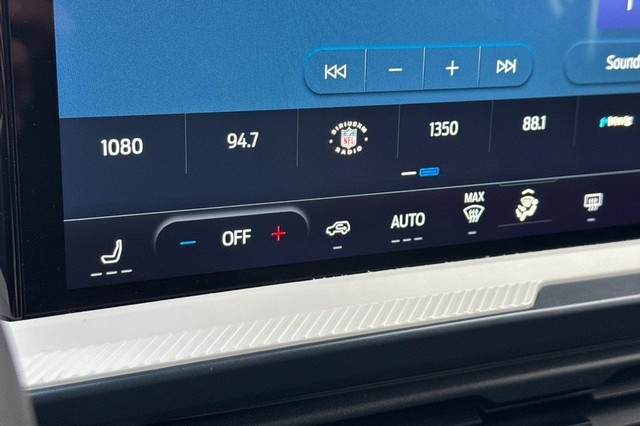 Ford Bronco Sport Vehicle Full-screen Gallery Image 28