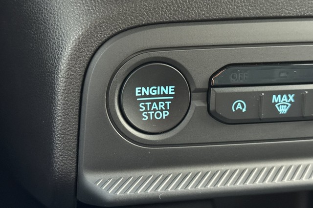 Ford Bronco Sport Vehicle Full-screen Gallery Image 33