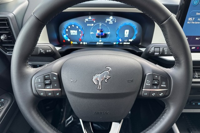 Ford Bronco Sport Vehicle Full-screen Gallery Image 34