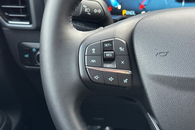 Ford Bronco Sport Vehicle Full-screen Gallery Image 35