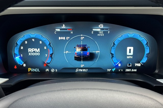 Ford Bronco Sport Vehicle Full-screen Gallery Image 39