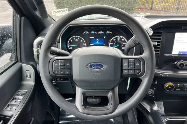 Ford F-150 Vehicle Full-screen Gallery Image 33