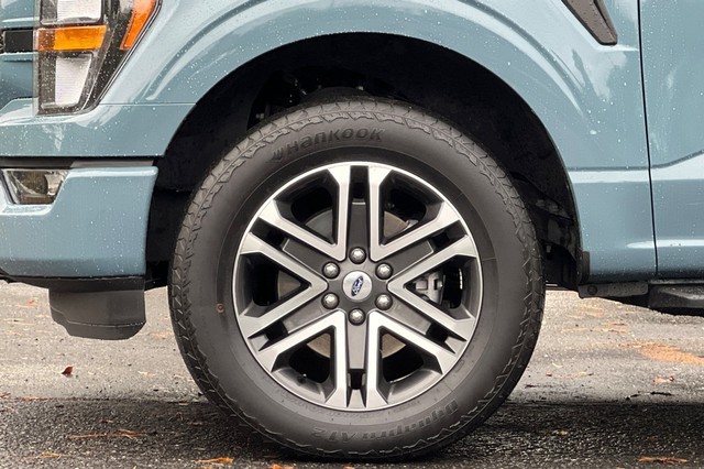 Ford F-150 Vehicle Full-screen Gallery Image 43